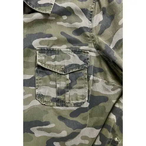 Arizona Jeans Shirt Womens Size XL Long Sleeve Green Camo Snap Up Denim