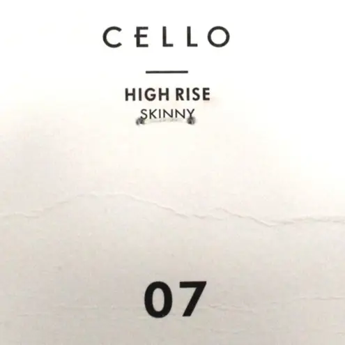 Cello Jeans NWT Cello Sharon High Rise Distressed Ankle Skinny Fit Jean Size 7