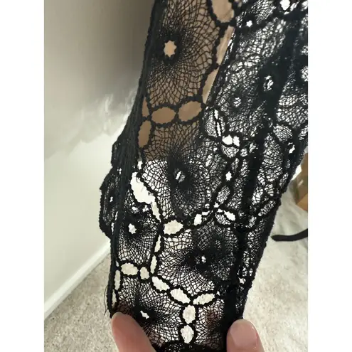 Melissa Odabash Black Lace Crochet V