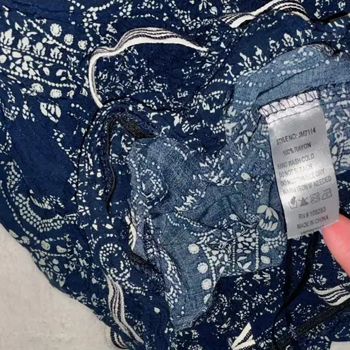 Surf Gypsy NWOT Two Piece Outfit size Medium/ Large