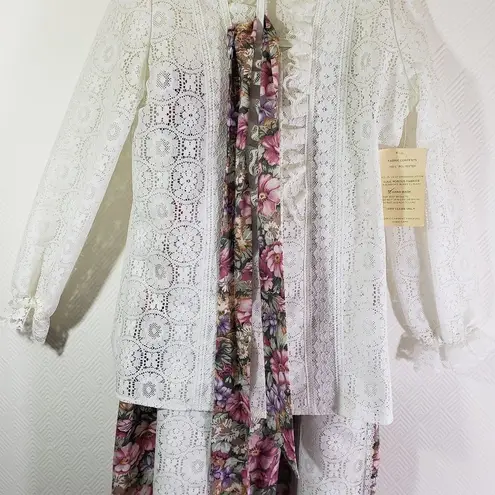 New Tumbleweeds Vintage Size 6 White Pink Floral Lace Blouse and Skirt Set