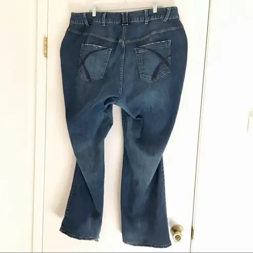 Lane Bryant  Distinctly boot cut jeans size 22