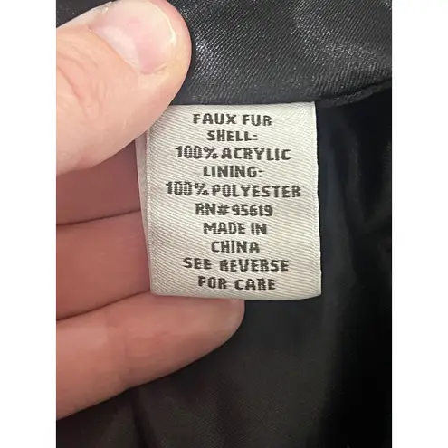 Fever Faux Fur Vest S Sleeveless Chevron Stripes Gray Black Beige Warm Stylish