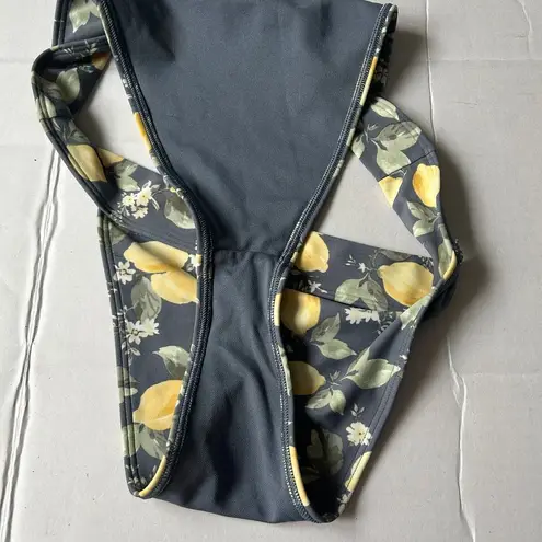 Abercrombie & Fitch  Lemon Print High Leg Cheeky Bikini Bottom sz M