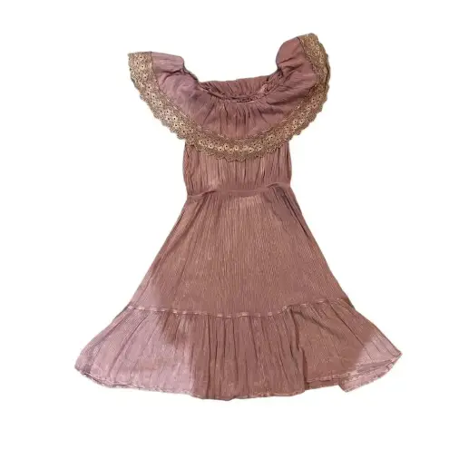 Altar'd State  Off-Shoulder Ruffle Lace Pleated Dress Size Small‎