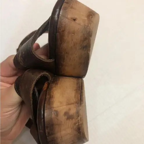 FREEBIRD by Steven Cape Platform Sandals Brown Size 9