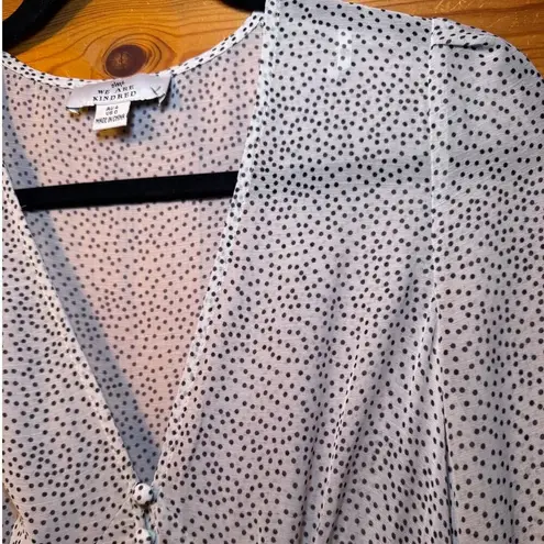 We are Kindred Sheer button down dress (see below for a few minor issues) 0 White Size 00