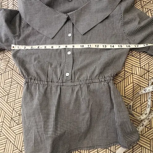 Molly Bracken 2 for $15 Lili Sidonio belted short sleeve pendulum open shoulder + collar Sz S