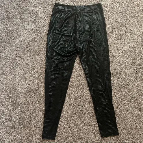Women's Faux Leather Black Pants Medium Zip Up