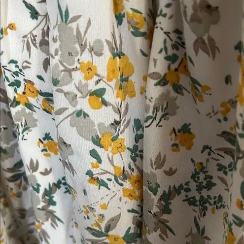 Exlura Chic Floral Long Sleeve Dress in White and Yellow