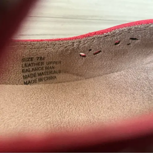 Klogs red Carolina criss