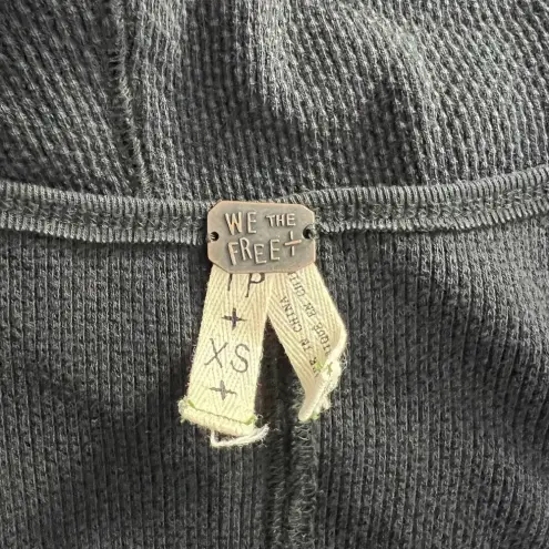 Free People ‎ Bandana Cuff Thermal Top in Black Size US XS