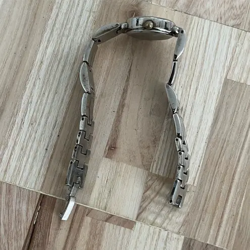 Betone Ladies Watch Stainless Bracelet Round White Dial