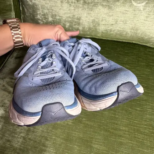 Hoka One One Arahi 5 Running Shoes Size 8.5 Womens Light Blue & White