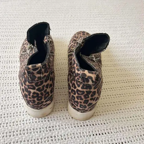 Soda Zip Platform Leopard Print Womens Sneakers Size 9