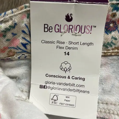 Gloria Vanderbilt Amanda Classic Rise Flex Denim Short w/Built In Slimming Panel