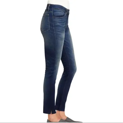 Imogene and Willie Virginia Frayed Classic Mid Rise Skinny Jeans Size 26