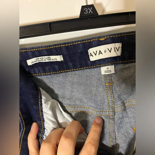 Ava & Viv Plus Size Denim Pockets Zippered Stretch High Rise Flare Jeans Sz 17