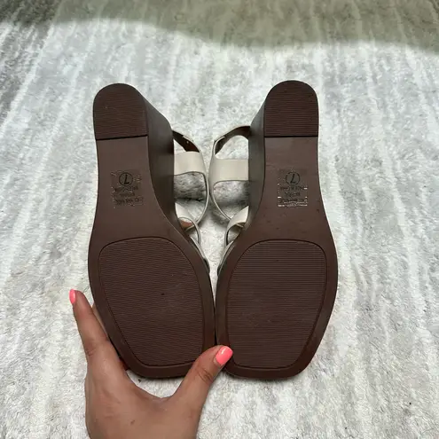 Soda Shoes Soda Tan and Brown Chunky Heel Sandals Size 7