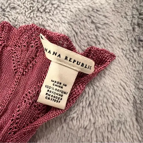 Banana Republic Burgundy Knit Accessory