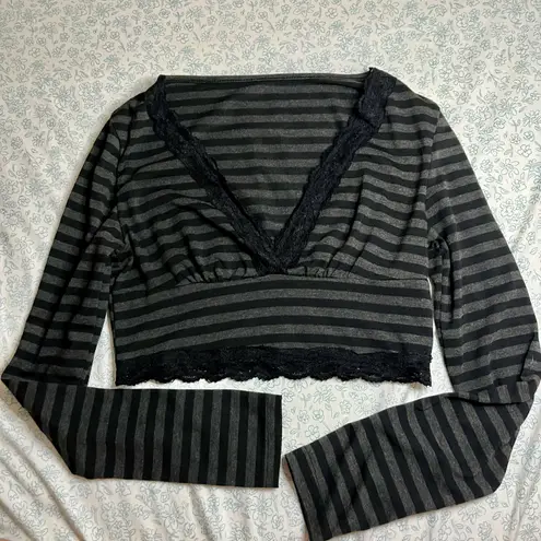 Romwe cropped long sleeve