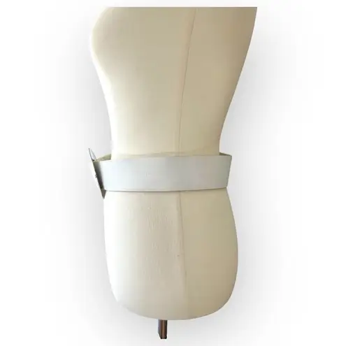 Moschino JEANS White Silver 90's Oversized Round Leather Belt