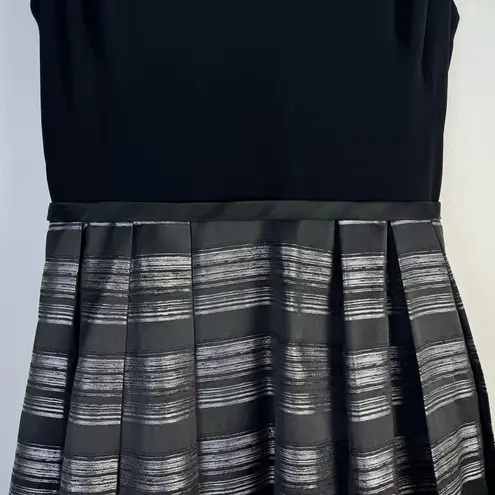Theia Stripe Jacquard Full Ball Gown Sz 14 Black Silver Maxi Dress Event Gala