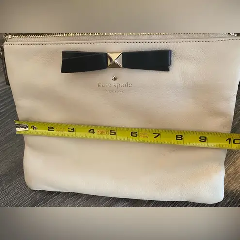 Kate Spade  Ivory Back Bow Purse