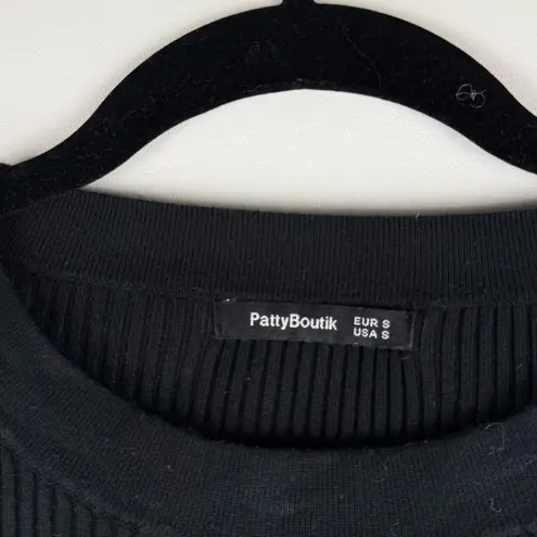 Pattyboutik 🖤 Black Ribbed Button-Sleeve Bodycon Dress