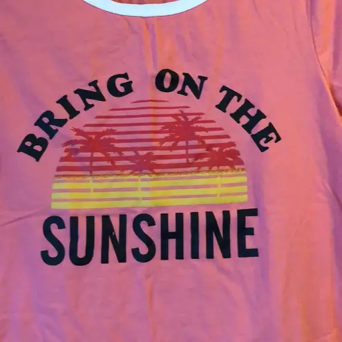 Coral Bring On The Sunshine Graphic Tee Medium