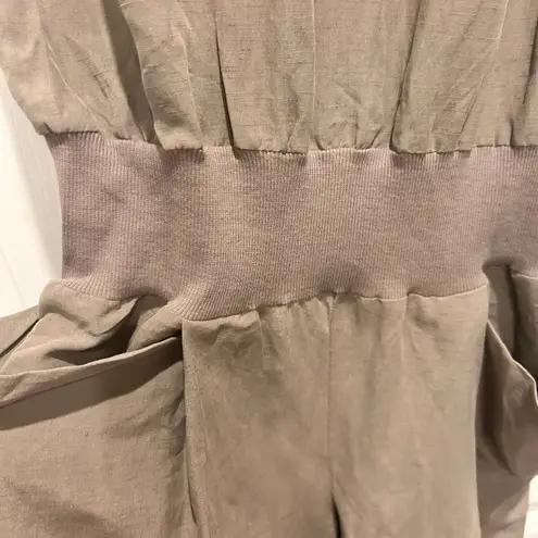 Gold Hawk Wome's Khaki Silk Linen Romper Y2K Beachy Boho Festival Quiet Luxury Tan Size L