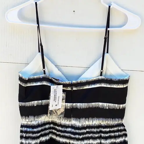 BCBGMAXAZRIA NWT  Womens size 0 black & white woven sequin sleeveless tulle dress