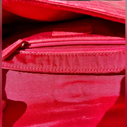 Loft NWOT Barbiecore Croc Clutch Purse in Hibiscus Pink 🌺 thumbnail 5