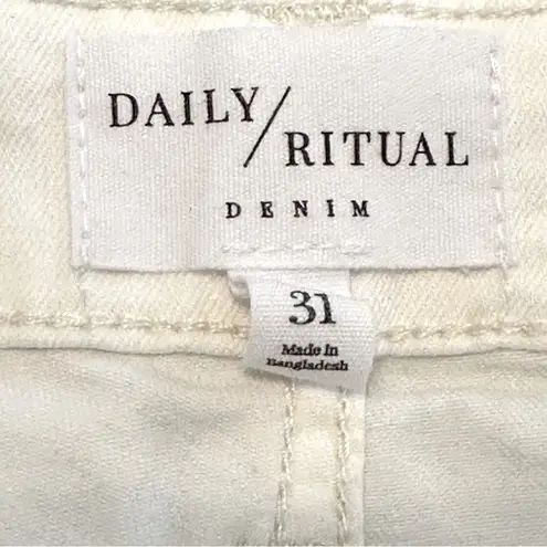 Daily Ritual High Rise Womens Raw Hem Jean Shorts 31/12 White Size undefined
