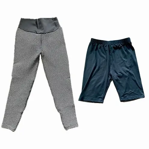 SheIn  Pack of 2 Athletic Bottoms Black Bike Shorts Gray White Textured Leggings