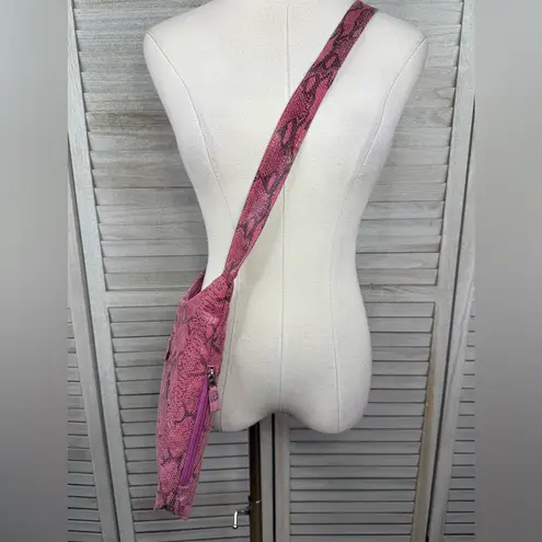 Women's Vegan Leather Satchel Purse Y2K Raspberry Pink Snakeprint Pattern