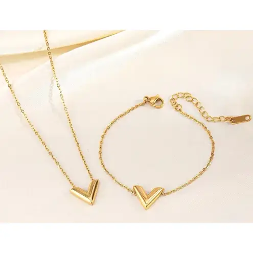 Boutique Dainty Yellow Gold Filled V-Shape Bracelet, 7-9”