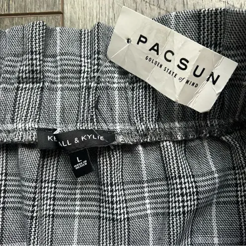 Kendall + Kylie  Plaid Paperbag Skirt NWT from PacSun Black White Grey Tie Belt L