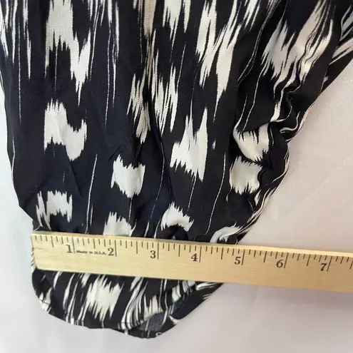 Parker Silk Pants Womens Size 6 Tapered Rouched Ankle Black White Abstract Print