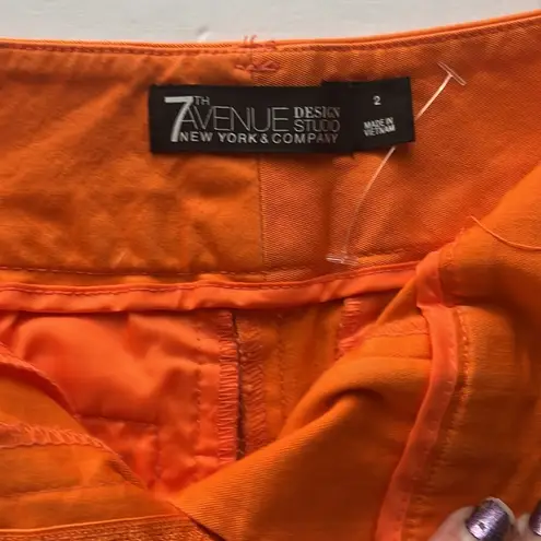 NEW YORK & CO 7th AVENUE DESIGN STUDIO ORANGE CHINOS POCKETS CUFFED Size 2