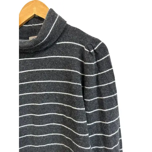 Lilla P striped cashmere turtleneck grey white sweater size Small Gray