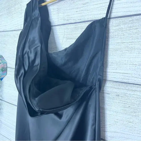 NWT Elegant Black Satin One