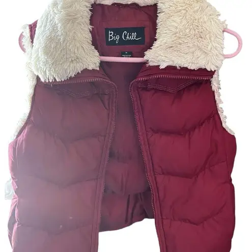 Big Chill Burgundy Puffer Vest with Cream Lining Red Size M