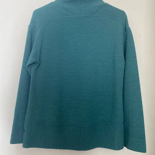 Lululemon  crew neck sweater