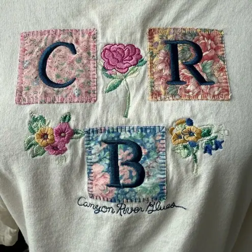 Canyon River Blues Vintage 90s Crop Applique Tshirt M