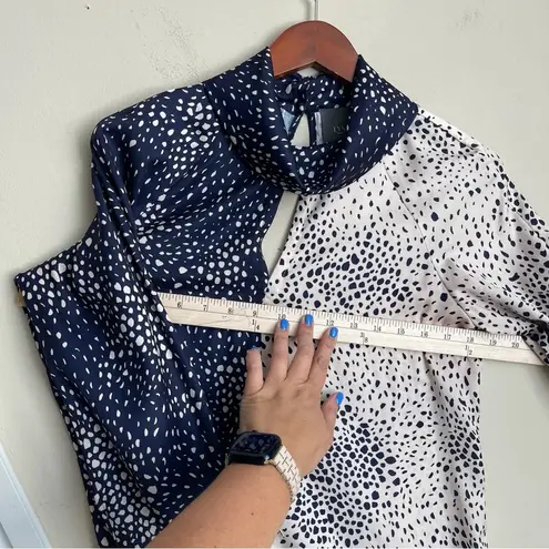 Lysse Spotted Animal Print Long Sleeve Navy Cream Blouse Keyhole Neck Size Small