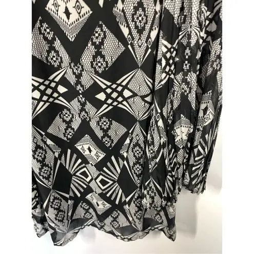 Fire Los Angeles Women's Aztec Wide Pleat Sleeve dress Black White Small NWT
