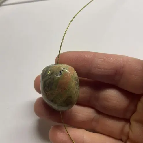 Women’s Green Natural Stone Pendant / Green Cord Costume Necklace Magnetic Clasp