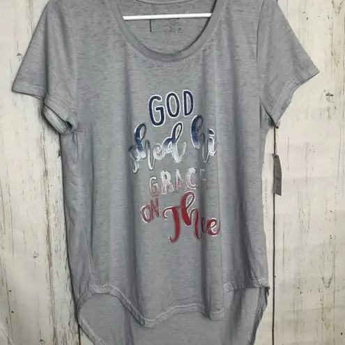 Signature Studio Womens Graphic Tee Sz L