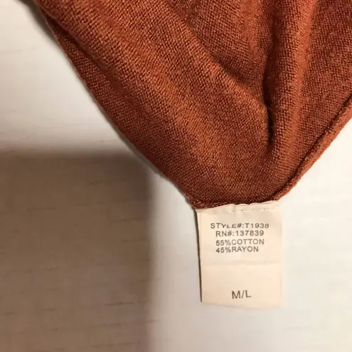 Dreamers  Women's M / L‎ Rust Sweater - Image 4